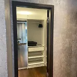 Luxury 250sqm With Ac & Parking *