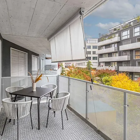 Luxury 250sqm With Ac & Parking Апартаменты *