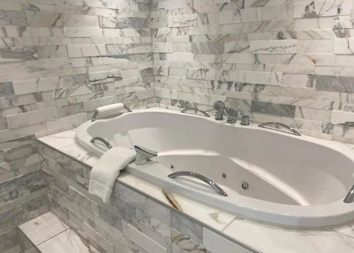 250sqm High End With Ac & Parking Appartement