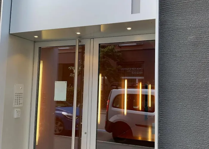 Apartment 250sqm High End With Ac & Parking *